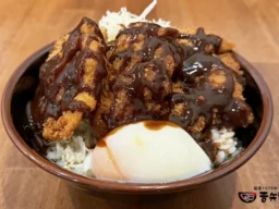 辛くて旨い！「戸どろからソースかつ丼」が9月限定で再登場！