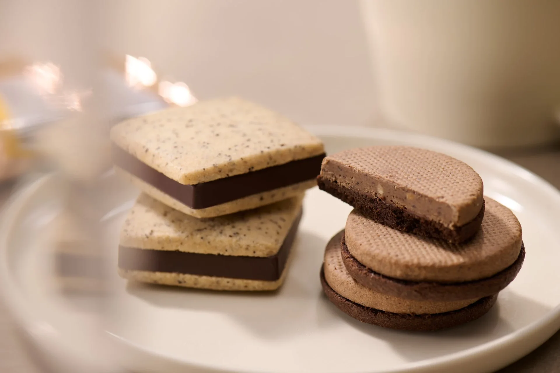 BAKE INC.が新提案!「食べるコーヒー」専門ブランド「A Bite Coffee」がグランスタ東京にオープン