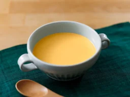 高齢者施設の食事に革命！「元気ごはん with Oisix」が栄養と省人化を両立する「すごカロスープ」を開発