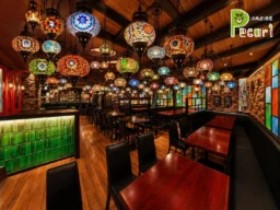 渋谷に朝7時まで楽しめる「洋風居酒屋Pecori」が初上陸！モザイクランプが彩る空間で手作りピザや限定ドリンクを満喫