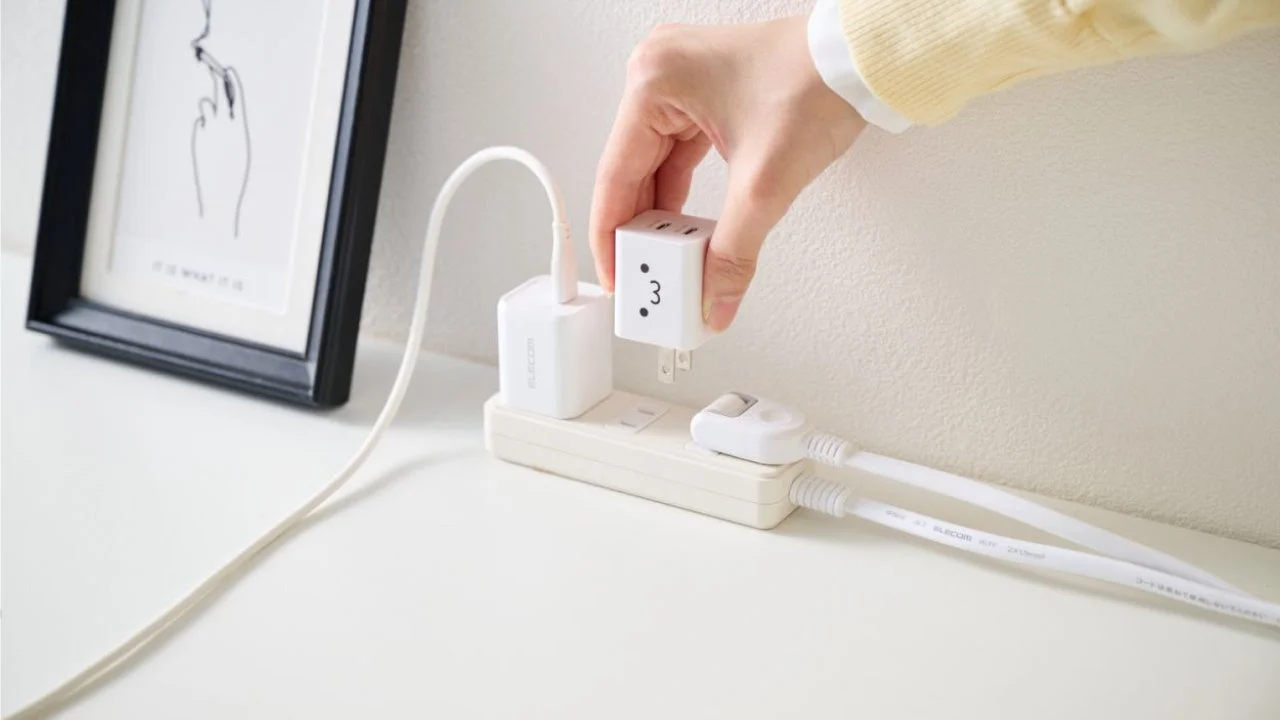 可愛くて高性能!「しろちゃん」デザインも選べるUSB Type-C 2ポートAC充電器で毎日をもっと便利に