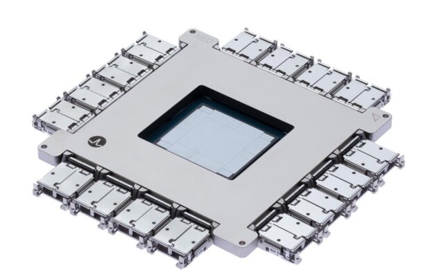 ロボットメーカーのＦＵＪＩ、Broadcom「Tomahawk® 6 – Davisson」の実装に業界で初めて成功