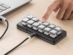 作業を爆速化！12キー搭載の左手デバイスを新発売
