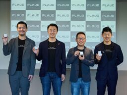 話すだけで、ミッション完了。契約不要のeSIM内蔵・会話型ウェアラブルAI「Plaud One」国内初公開