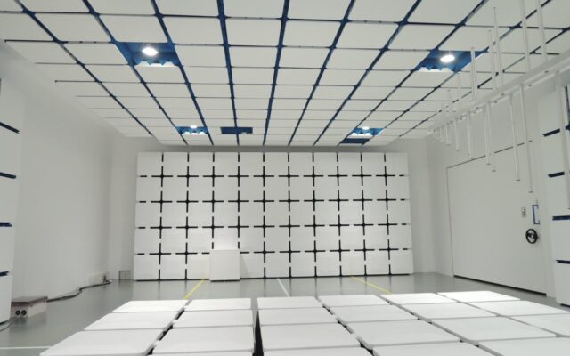 インターテックEMC長野試験所に大型機器対応のイミュニティ試験用電波暗室を新設！