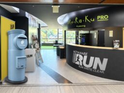 【世界メンタルヘルスデー＆スポーツの日】Re.Ra.Ku PRO 竹橋皇居前店×Smart相談室 コラボレーションイベント「モヤ晴れRUN ～走って書いて、心スッキリ～」を開催